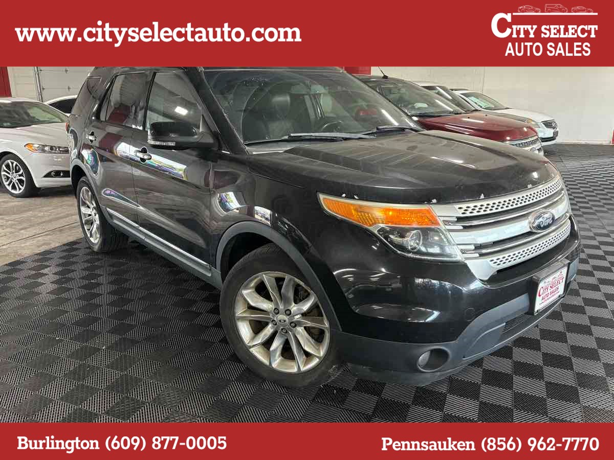 2013 Ford Explorer XLT's photo