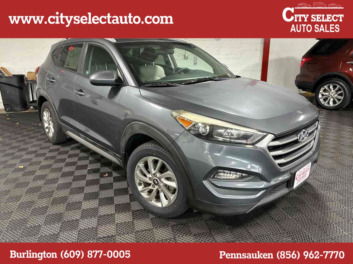 2017 Hyundai Tucson SE's photo