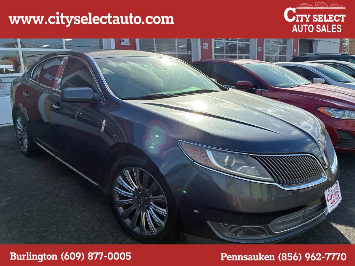 2013 Lincoln MKS Base's photo