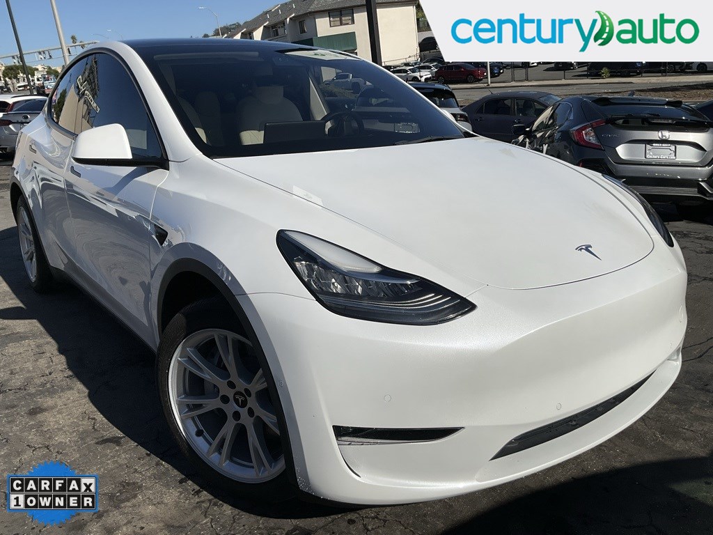 2021 Tesla Model Y Long Range's photo