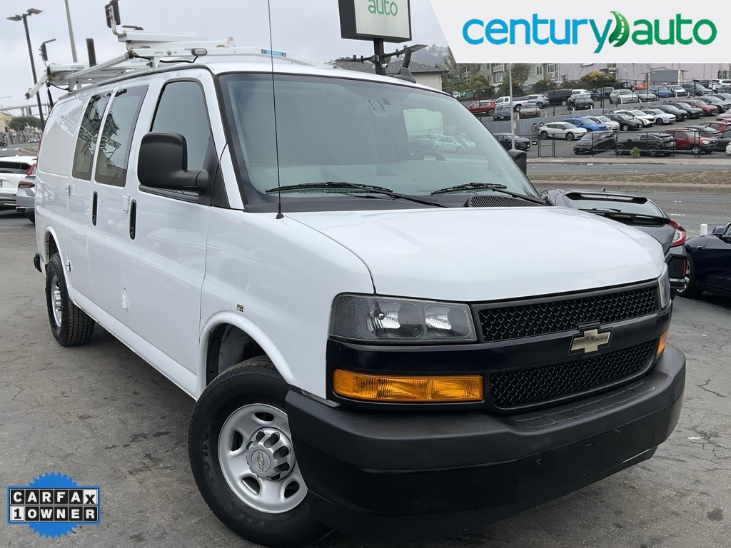 2018 Chevrolet Express Cargo Work Van's photo