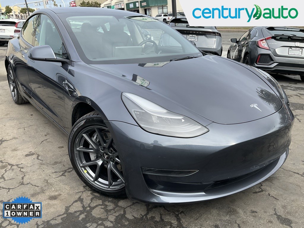 2023 Tesla Model 3 Base's photo