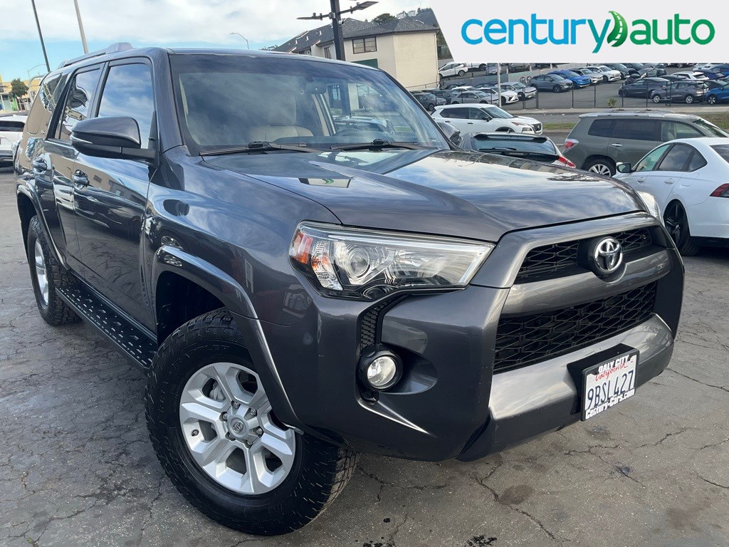 2017 Toyota 4Runner SR5 Premium's photo