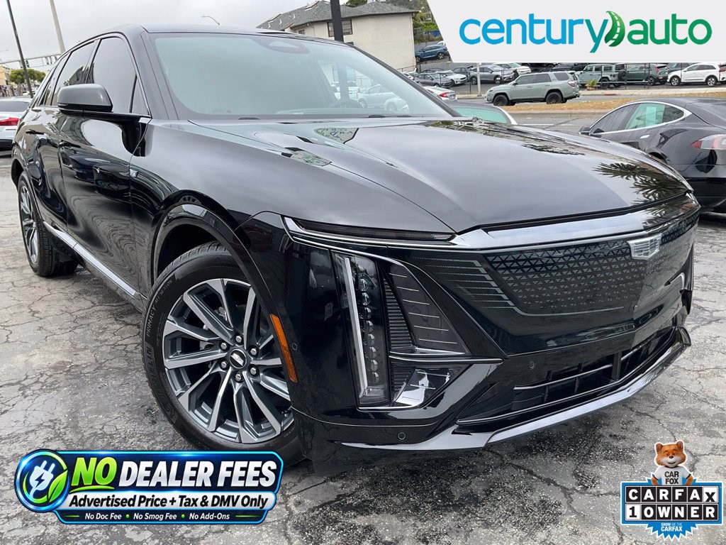 2024 Cadillac LYRIQ Sport 1
