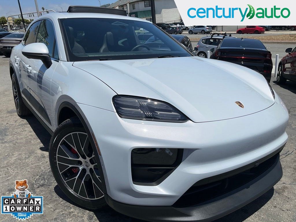 2025 Porsche Macan