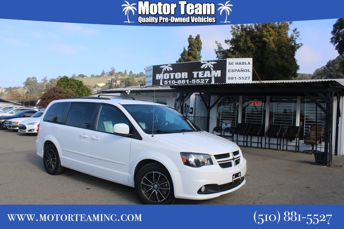2017 Dodge Grand Caravan GT's photo