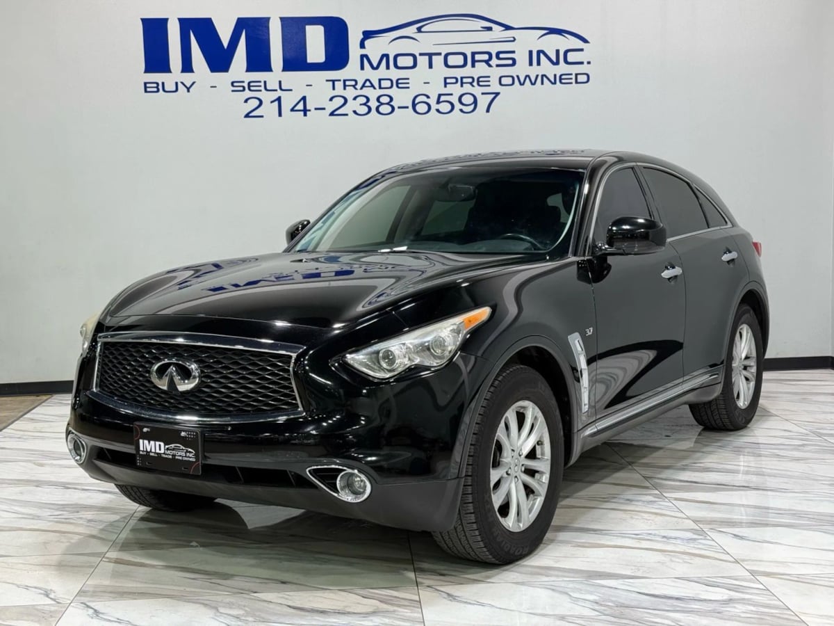 2017 INFINITI QX70 Base's photo