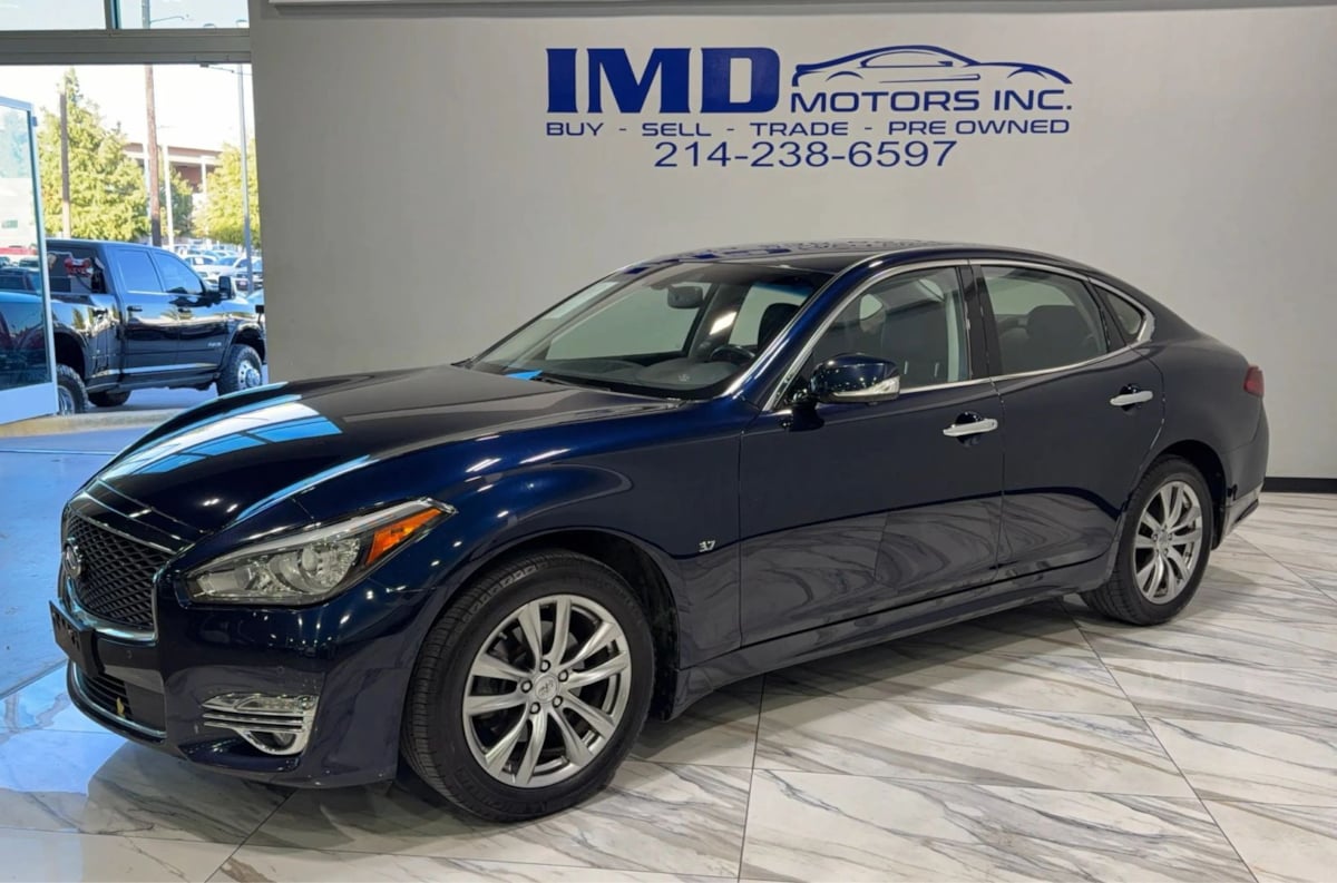 2019 INFINITI Q70 LUXE