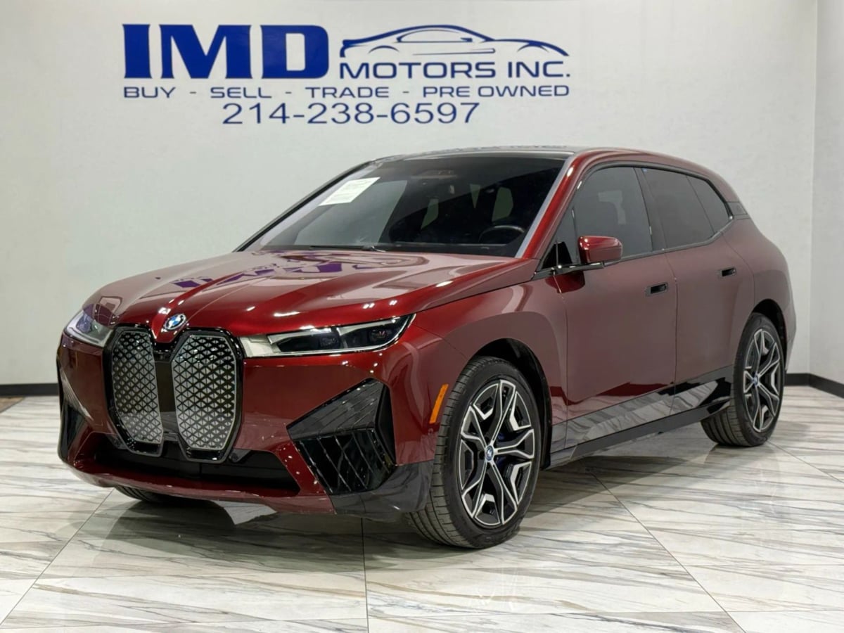 2024 BMW iX Base's photo