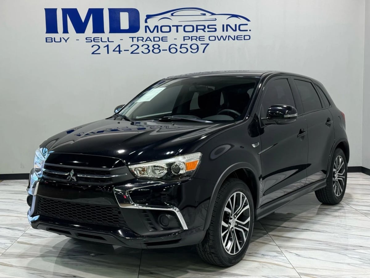 2019 Mitsubishi Outlander Sport ES's photo