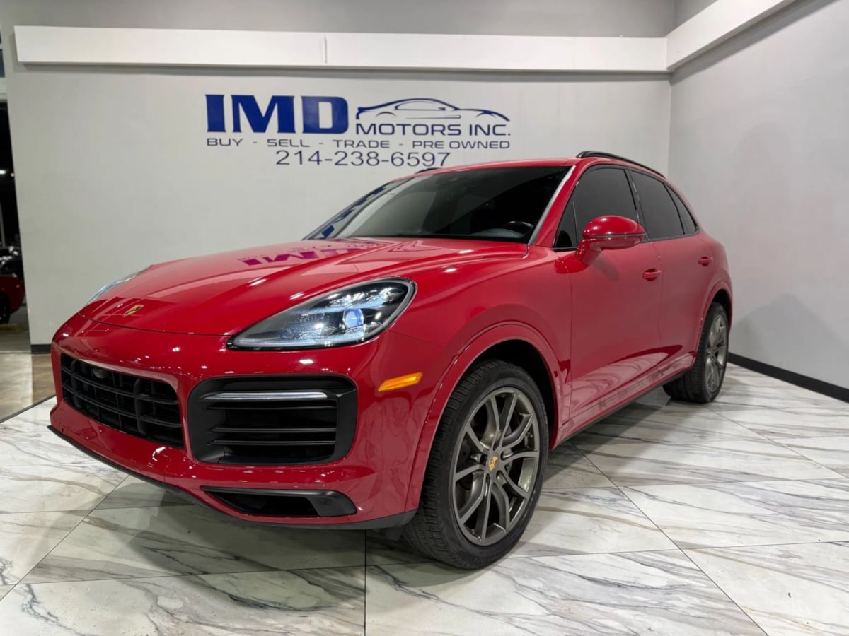 2021 Porsche Cayenne S's photo