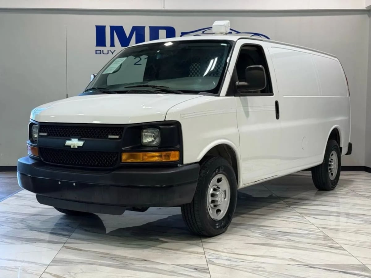 2015 Chevrolet Express Cargo - Image 1