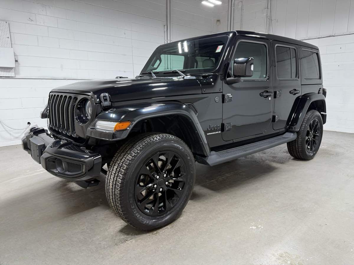 2023 Jeep Wrangler 4-Door High Altitude's photo