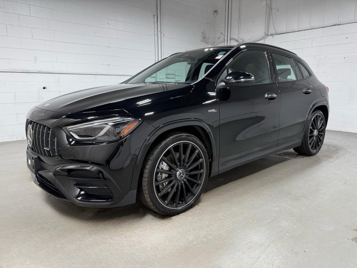 2025 Mercedes-Benz GLA GLA35 AMG's photo