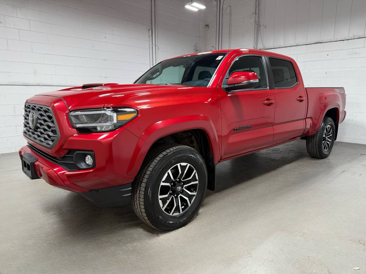 2023 Toyota Tacoma TRD Sport's photo