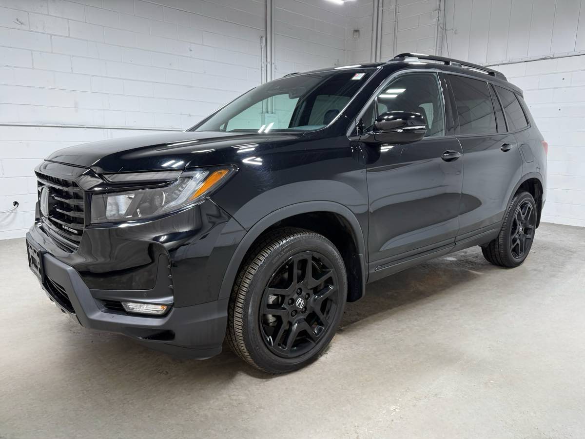 2024 Honda Passport Black Edition's photo