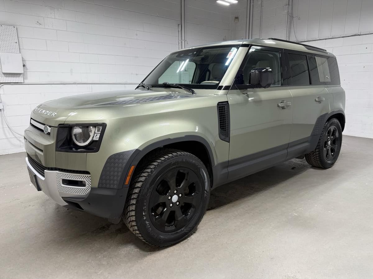 2020 Land Rover Defender S's photo