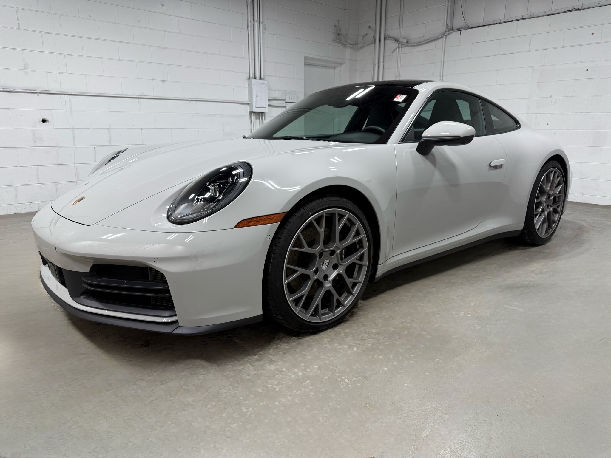 2025 Porsche 911's photo