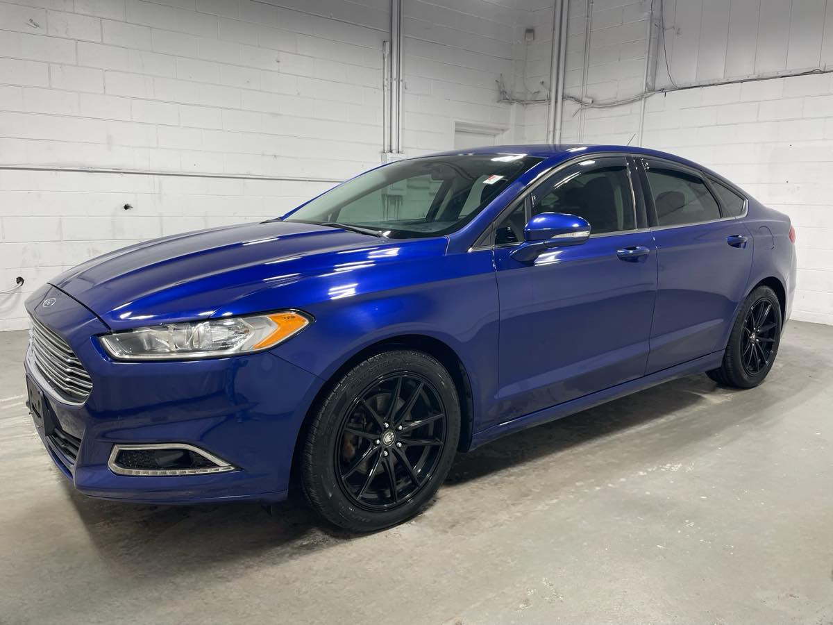 2016 Ford Fusion SE FWD's photo