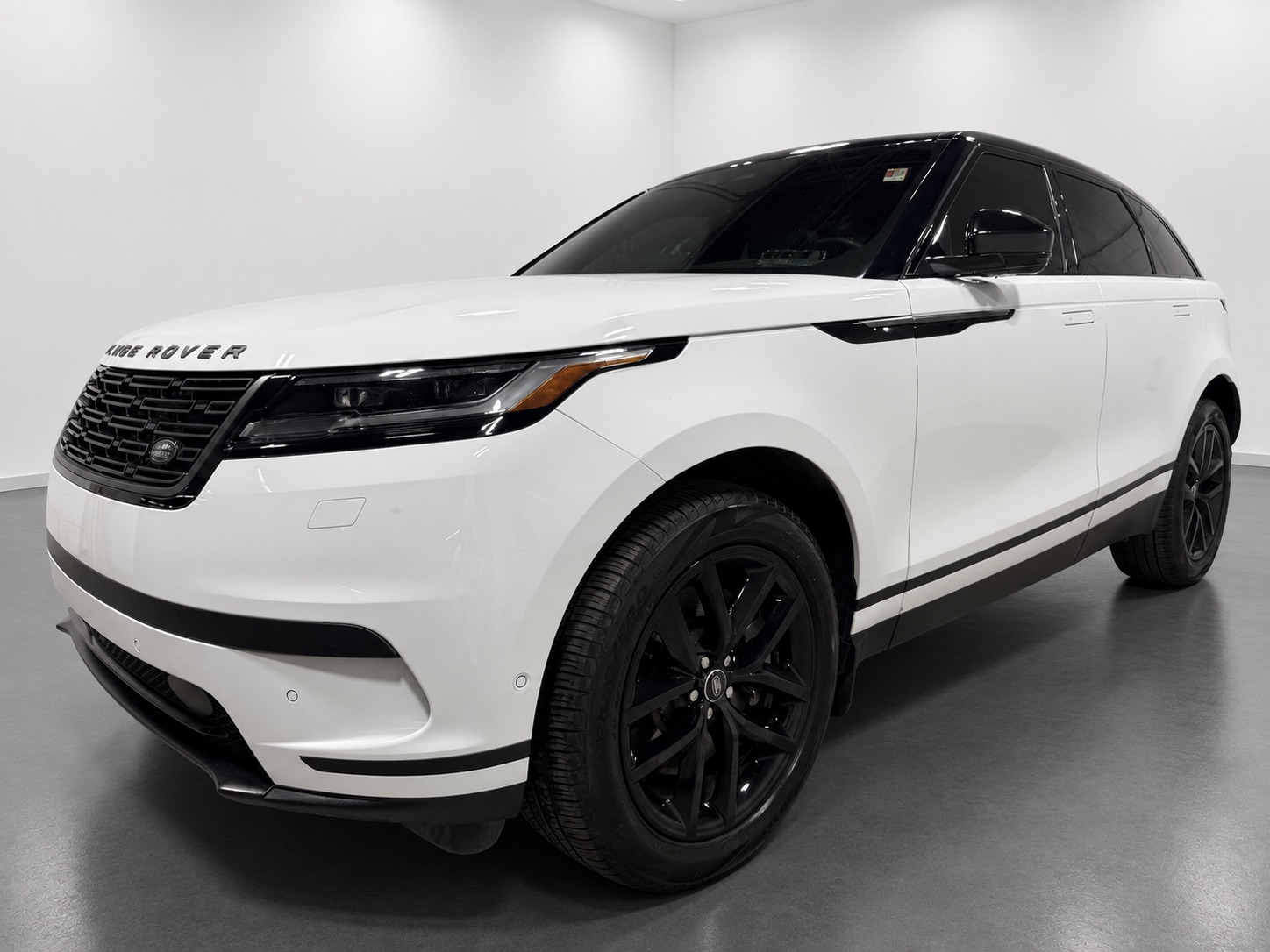 2026 Land Rover Range Rover Velar