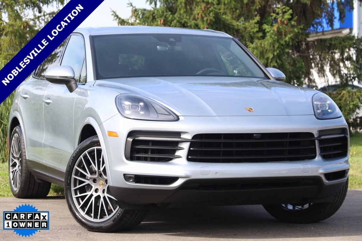 2022 Porsche Cayenne Base's photo