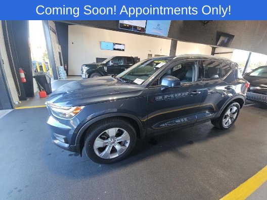 2022 Volvo XC40