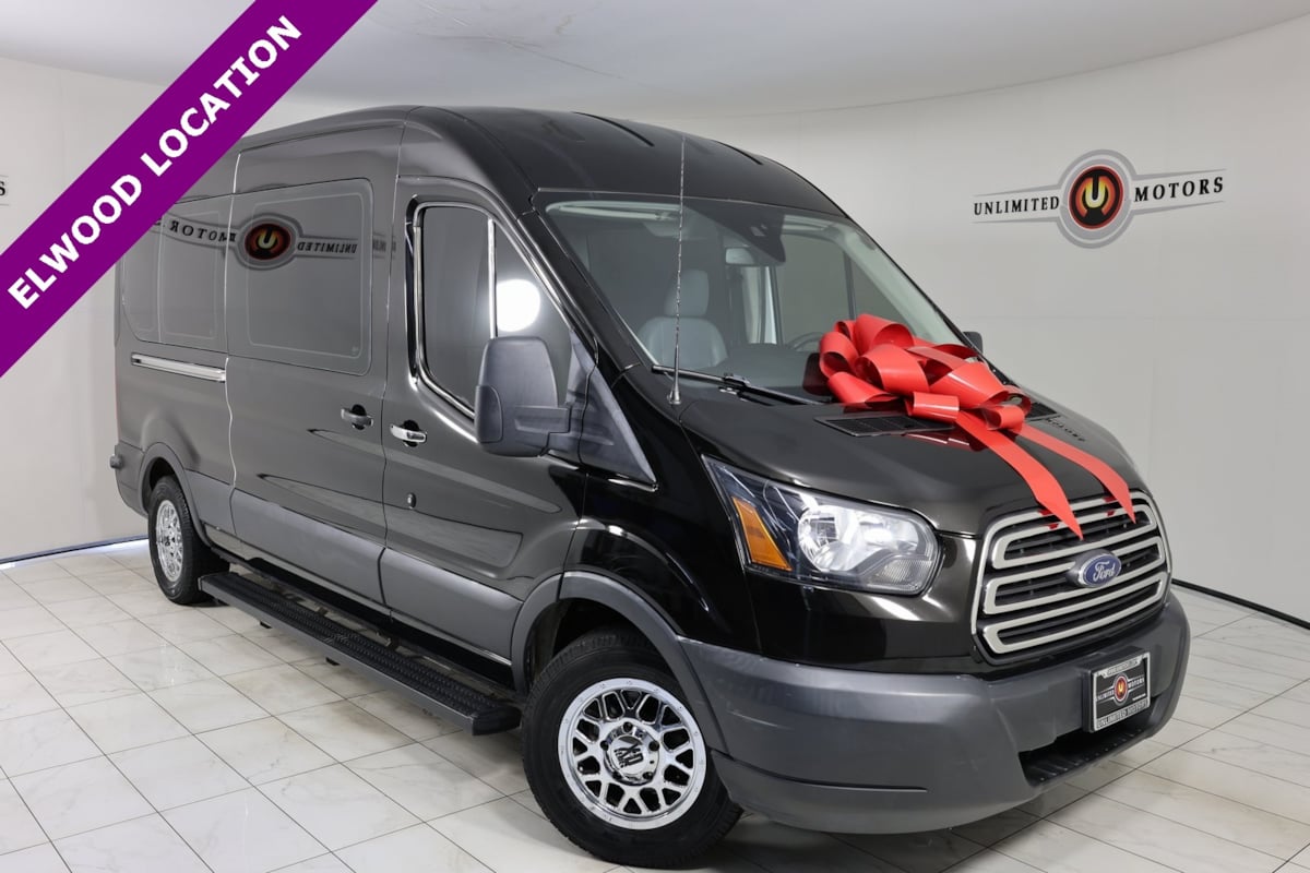 2018 Ford Transit Wagon XL's photo