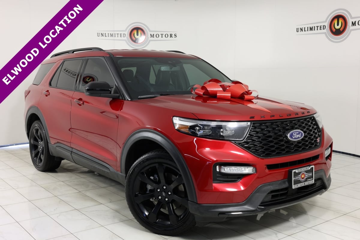 2023 Ford Explorer ST's photo