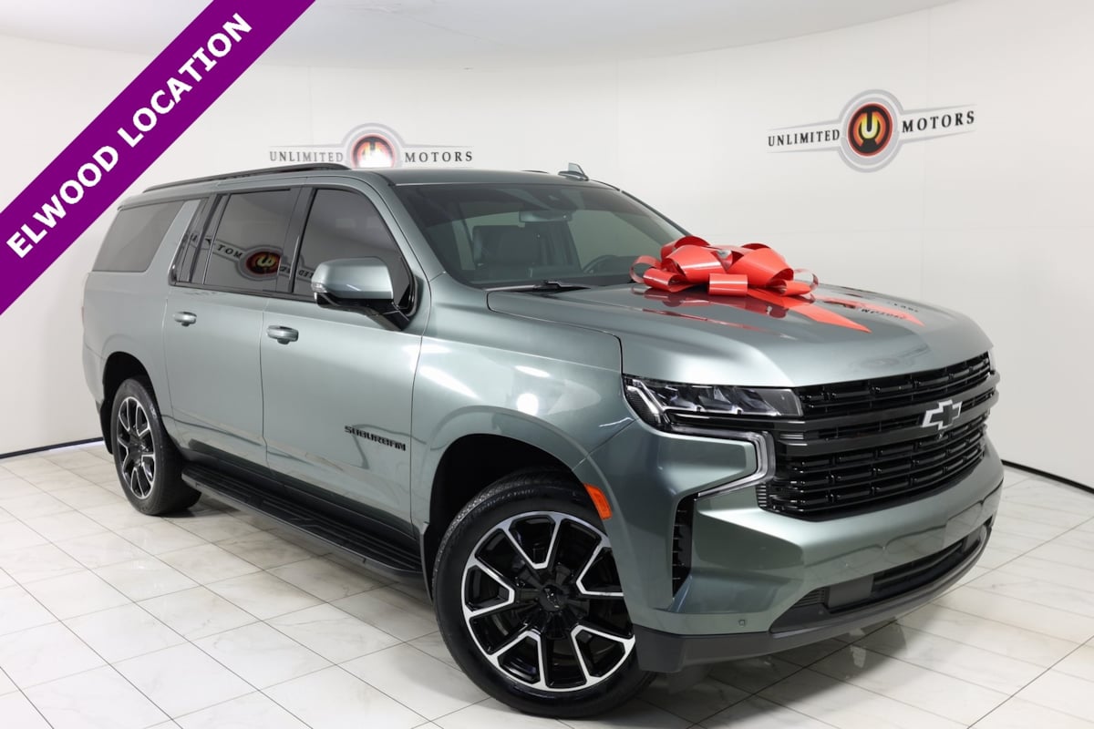 2023 Chevrolet Suburban RST's photo