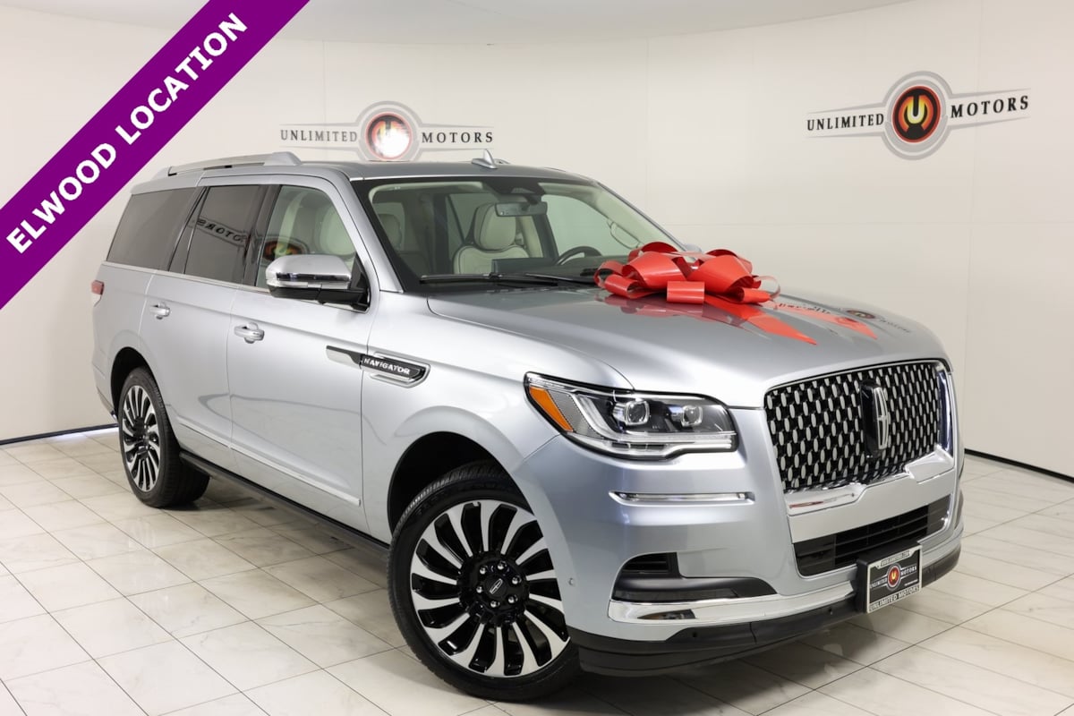 2023 Lincoln Navigator Black Label's photo