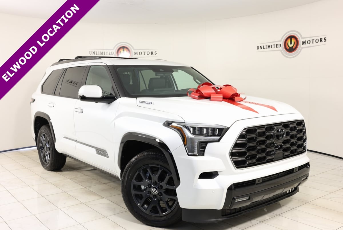 2025 Toyota Sequoia Platinum's photo