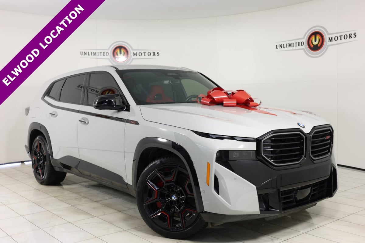 2024 BMW XM Base's photo