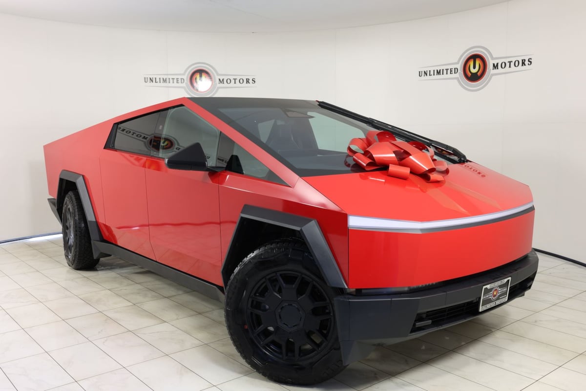 2024 Tesla Cybertruck Base