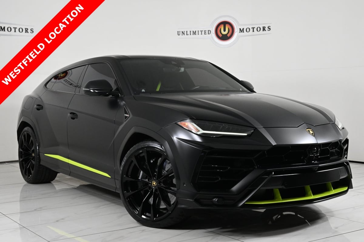 2022 Lamborghini Urus Graphic Capsule's photo