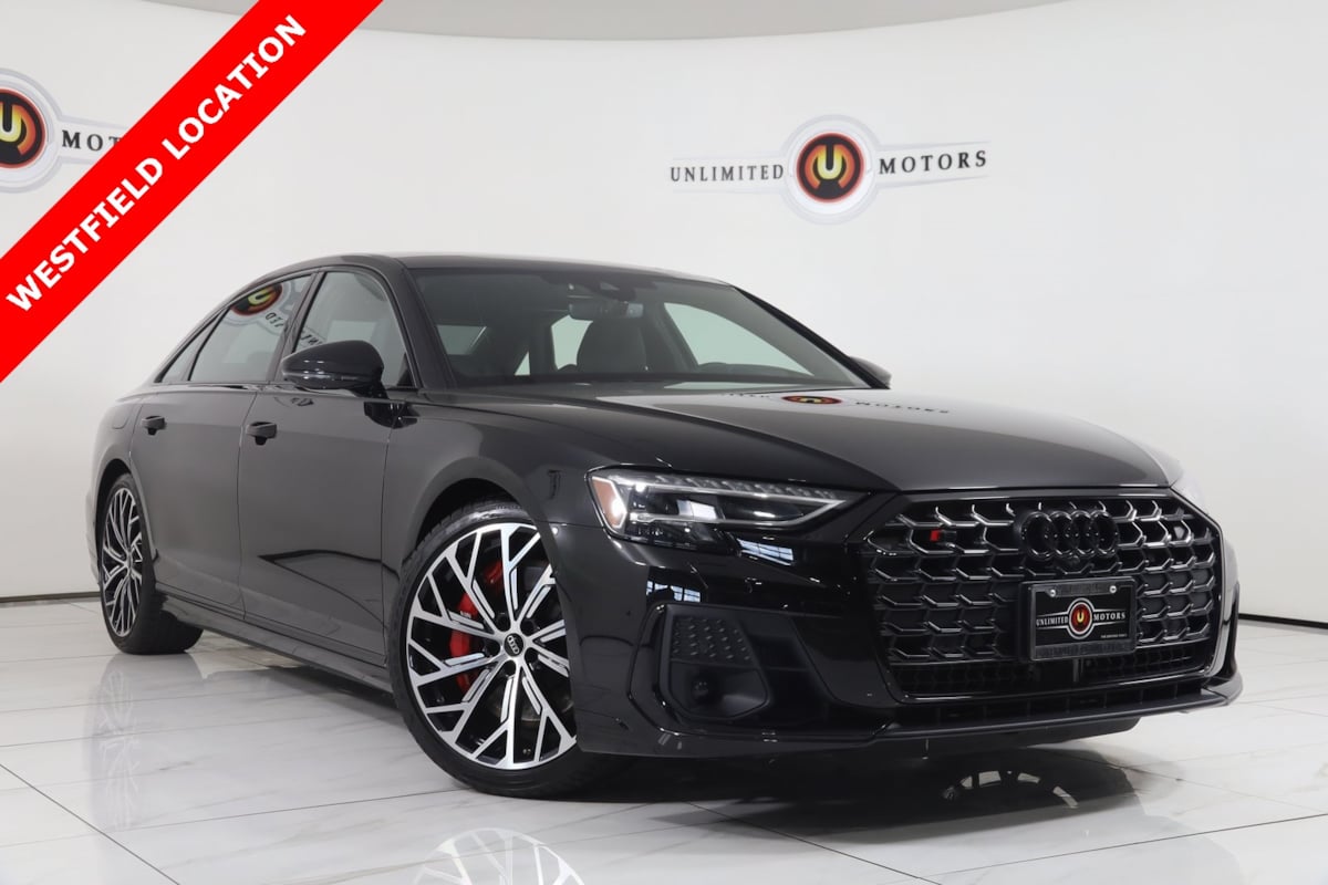 2025 Audi S8 Base's photo