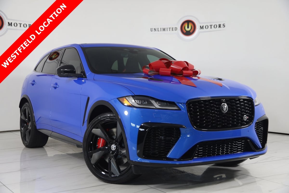2024 Jaguar F-PACE SVR's photo