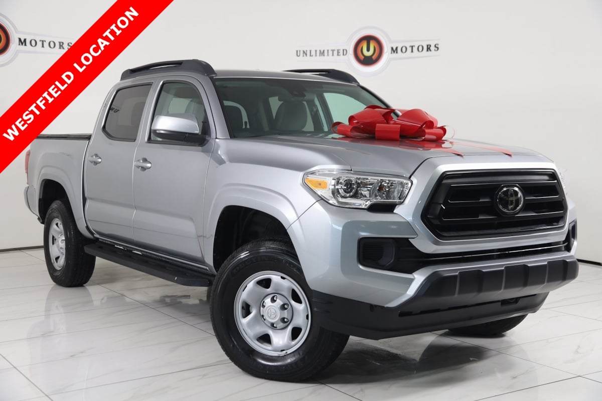 2023 Toyota Tacoma SR's photo