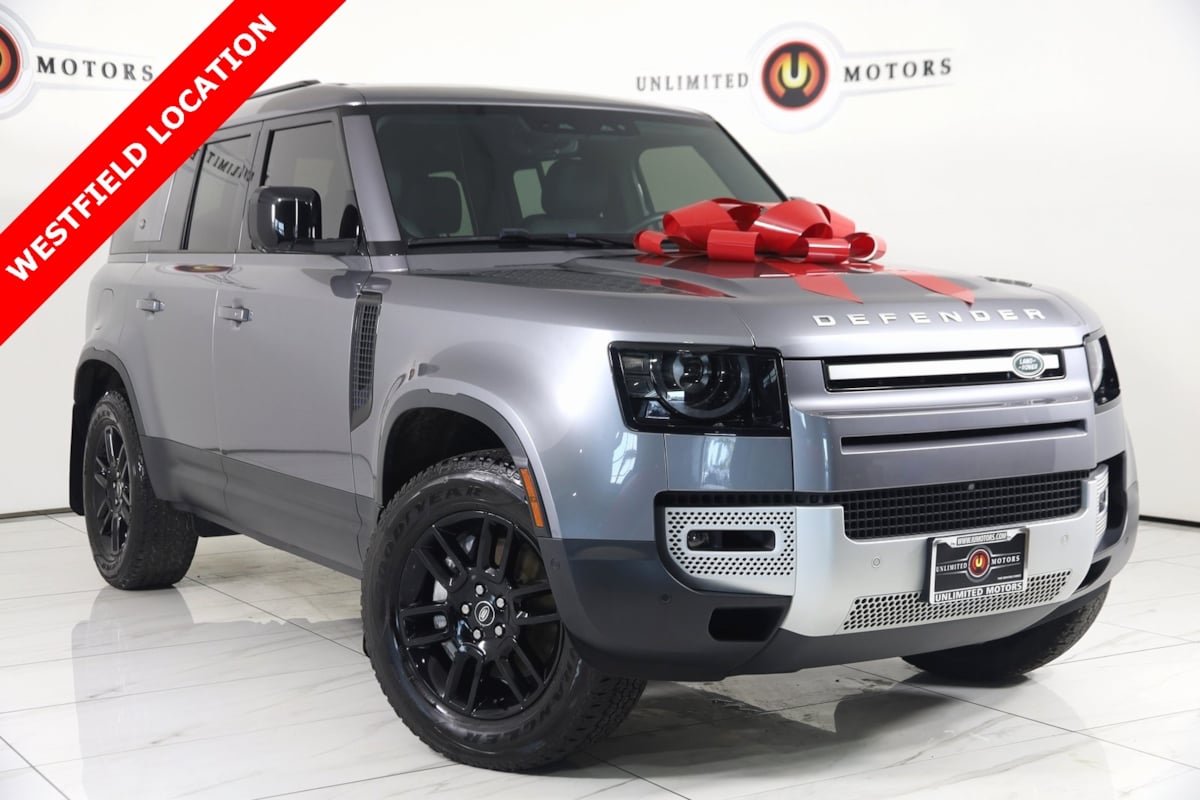 2023 Land Rover Defender SE's photo