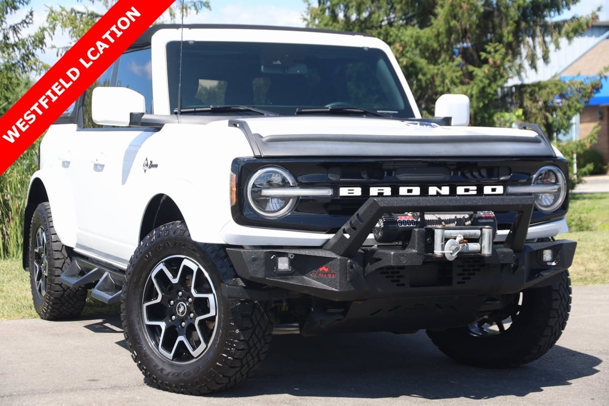 2022 Ford Bronco 4-Door Outer Banks's photo