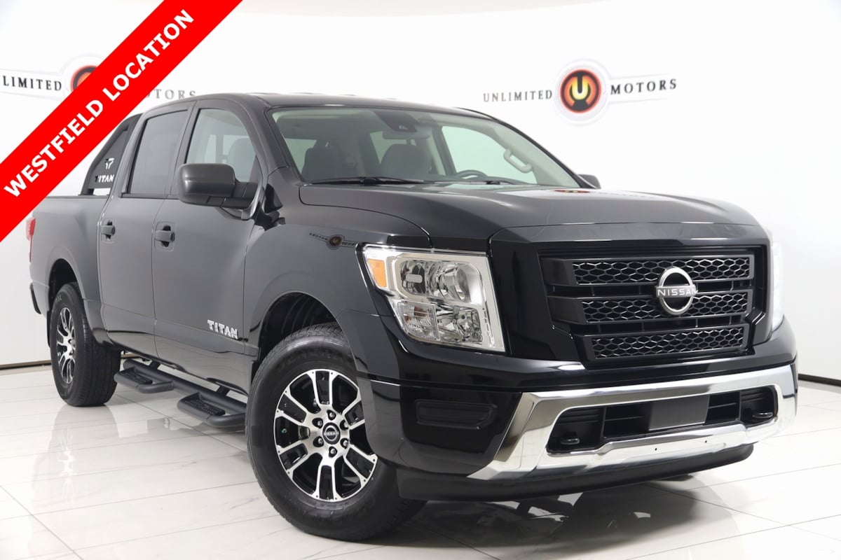 2023 Nissan Titan SV's photo