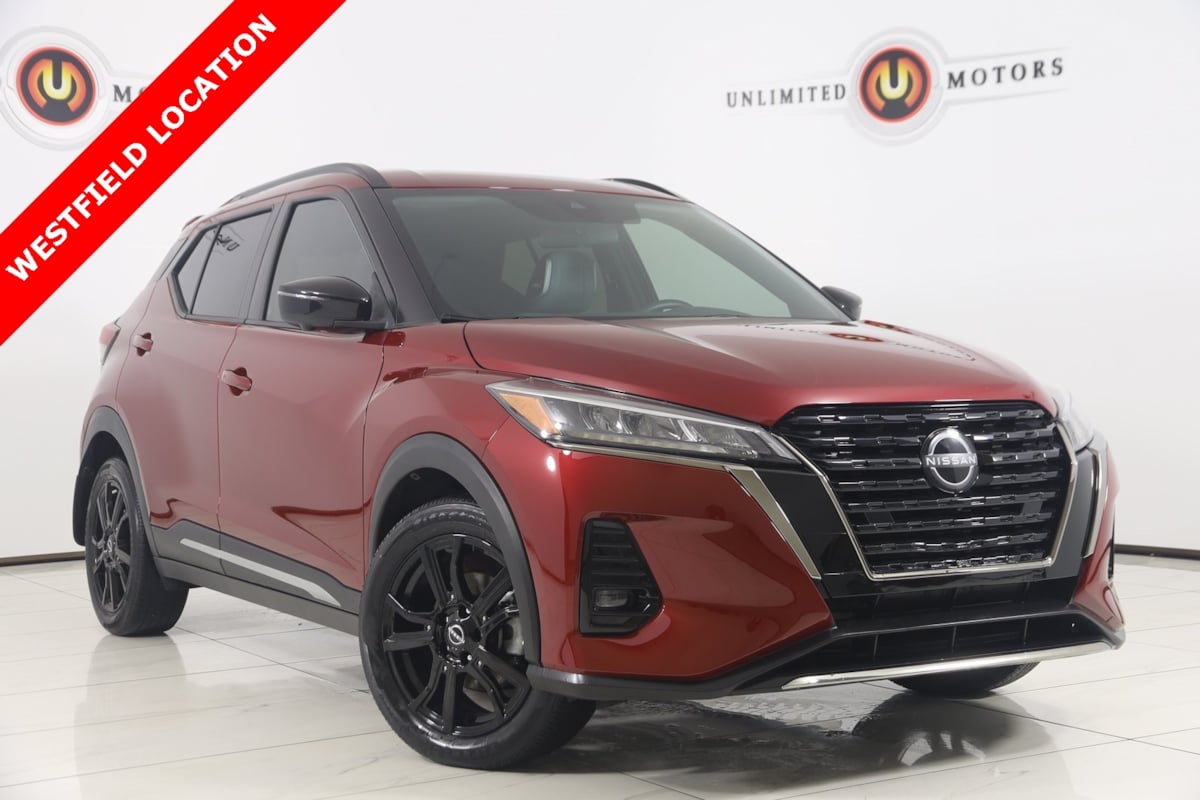 2022 Nissan Kicks SR's photo