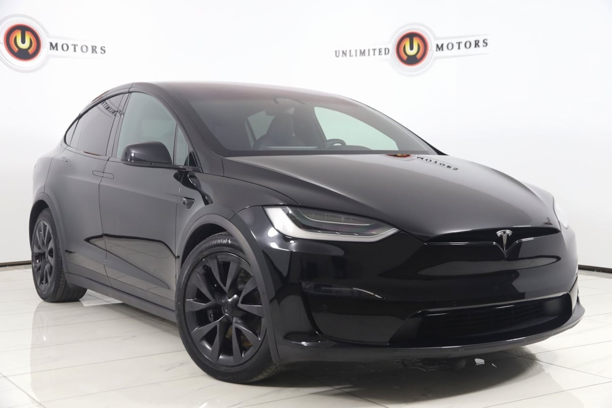 2022 Tesla Model X Long Range's photo