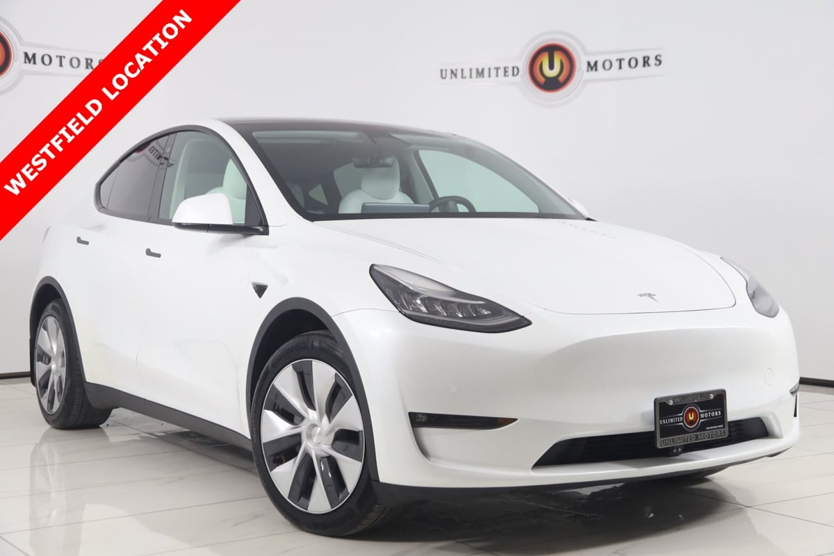 2022 Tesla Model Y Long Range's photo