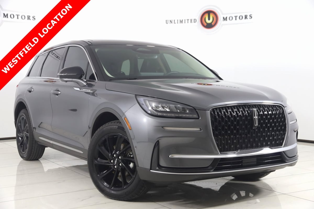 2023 Lincoln Corsair Base's photo