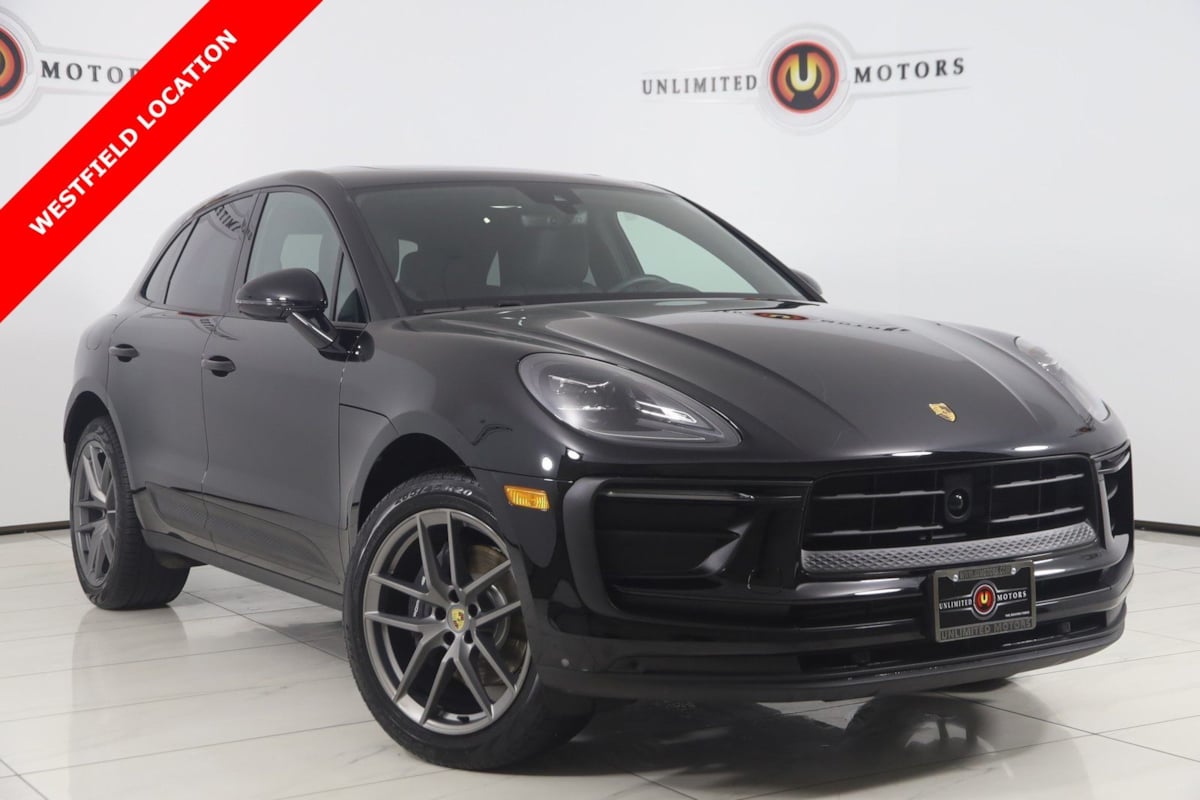 2025 Porsche Macan T