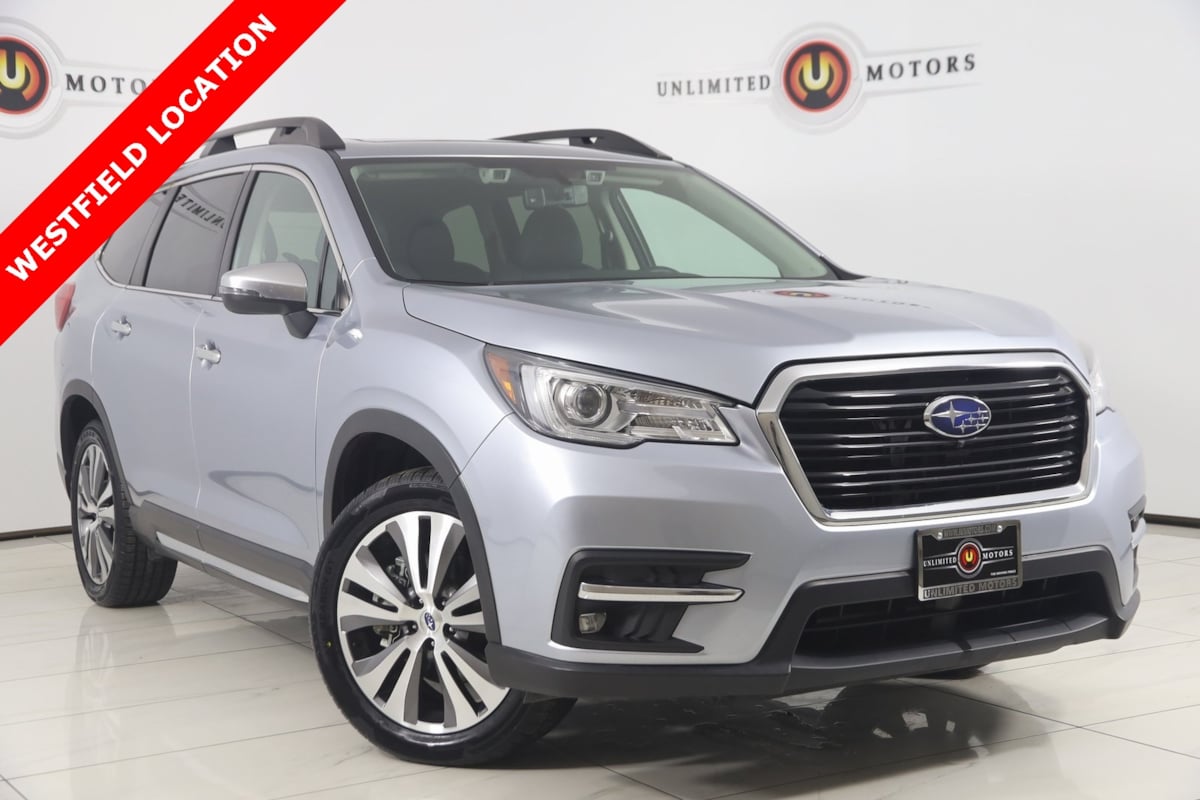 2022 Subaru Ascent Touring's photo