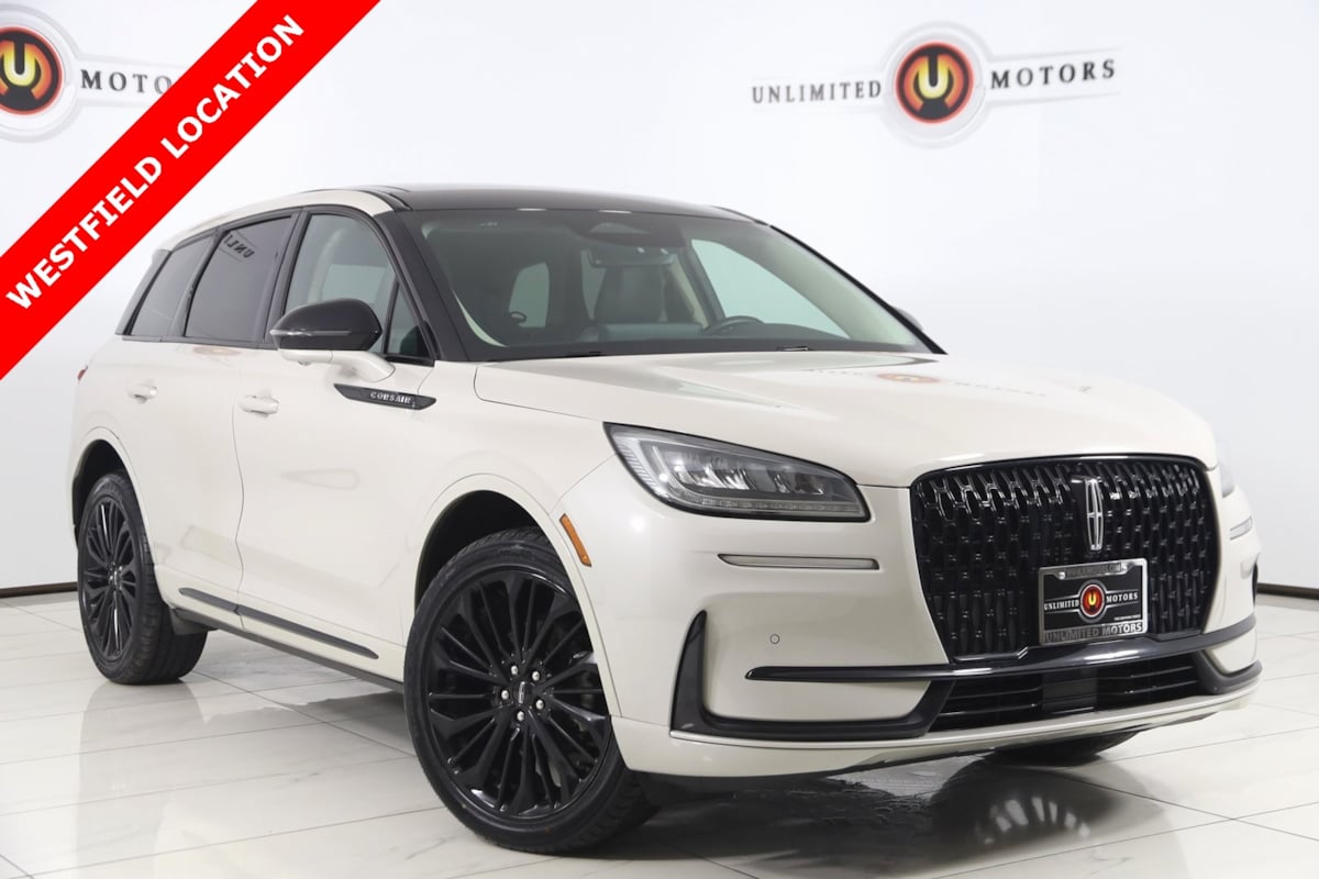 2023 Lincoln Corsair Base