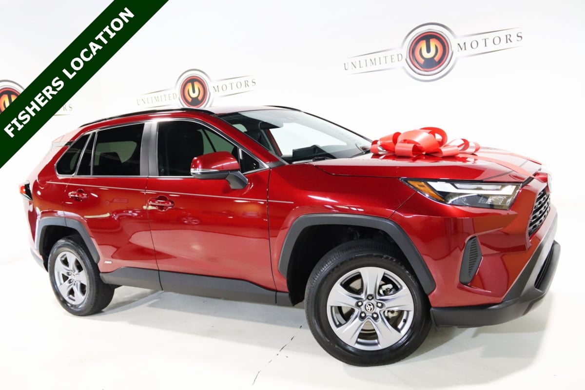 2022 Toyota RAV4 XLE's photo