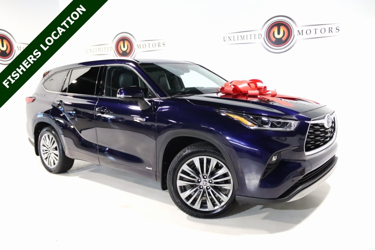 2021 Toyota Highlander Platinum's photo