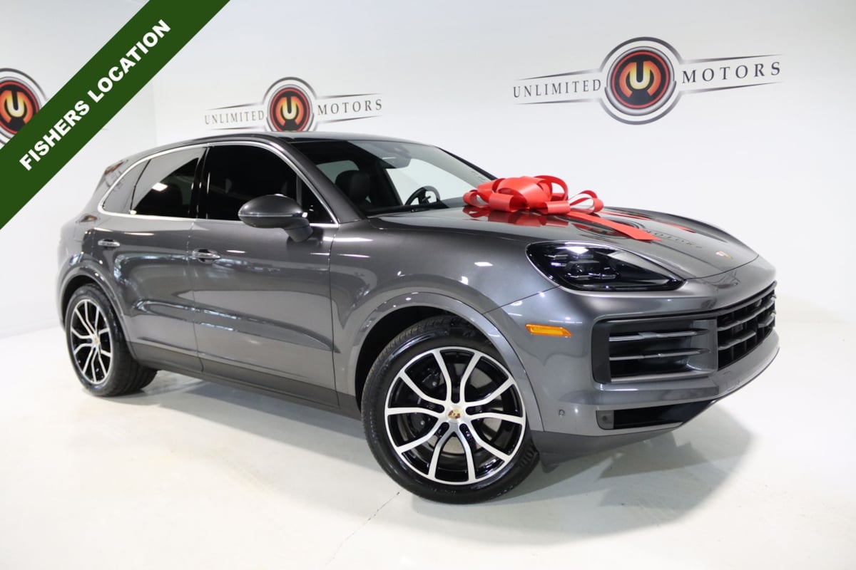 2024 Porsche Cayenne Base